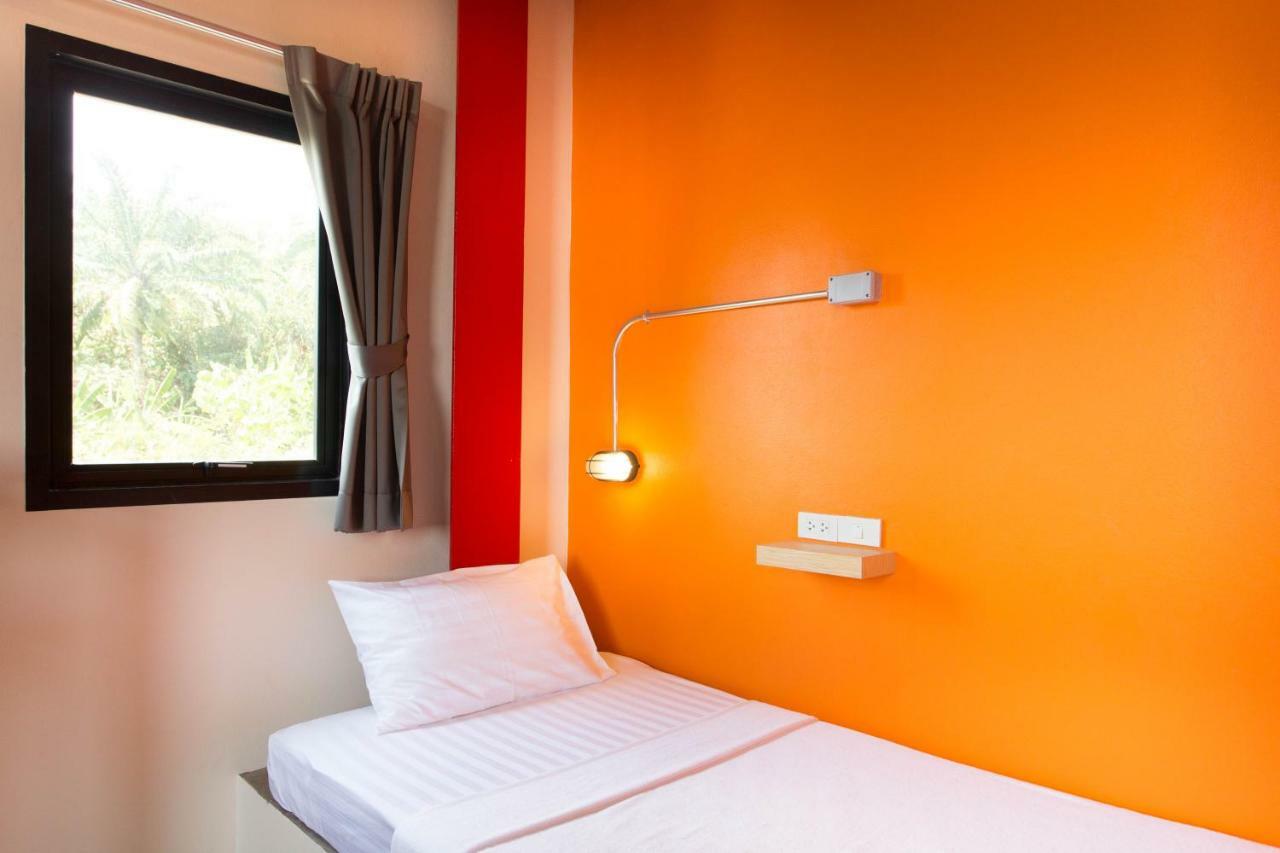 Khunsuek Muaythai Hostel Ао Нанг Экстерьер фото